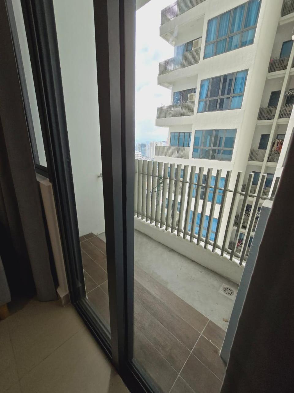 The Luxe Colony Klcc Apartamento Kuala Lumpur Exterior foto
